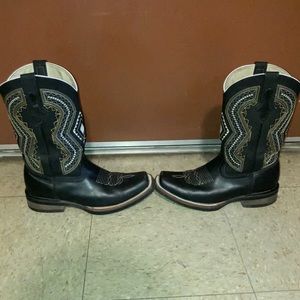 Square toe boots